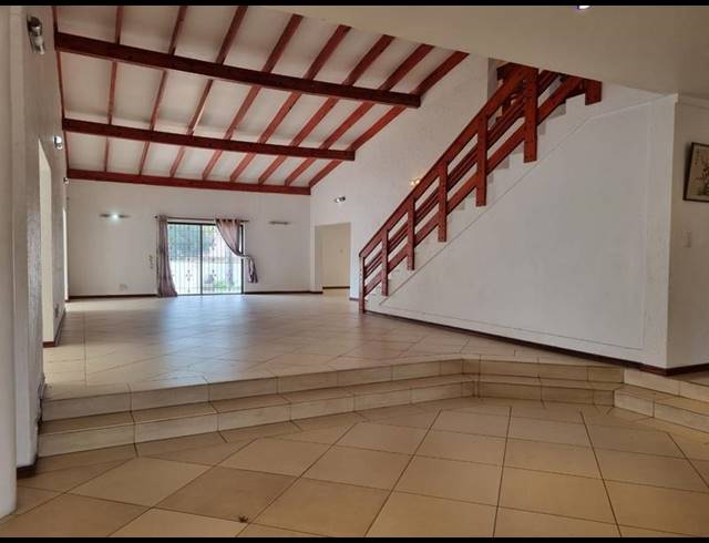 5 BEDROOM HOUSE FOR SALE IN MEYERSDAL